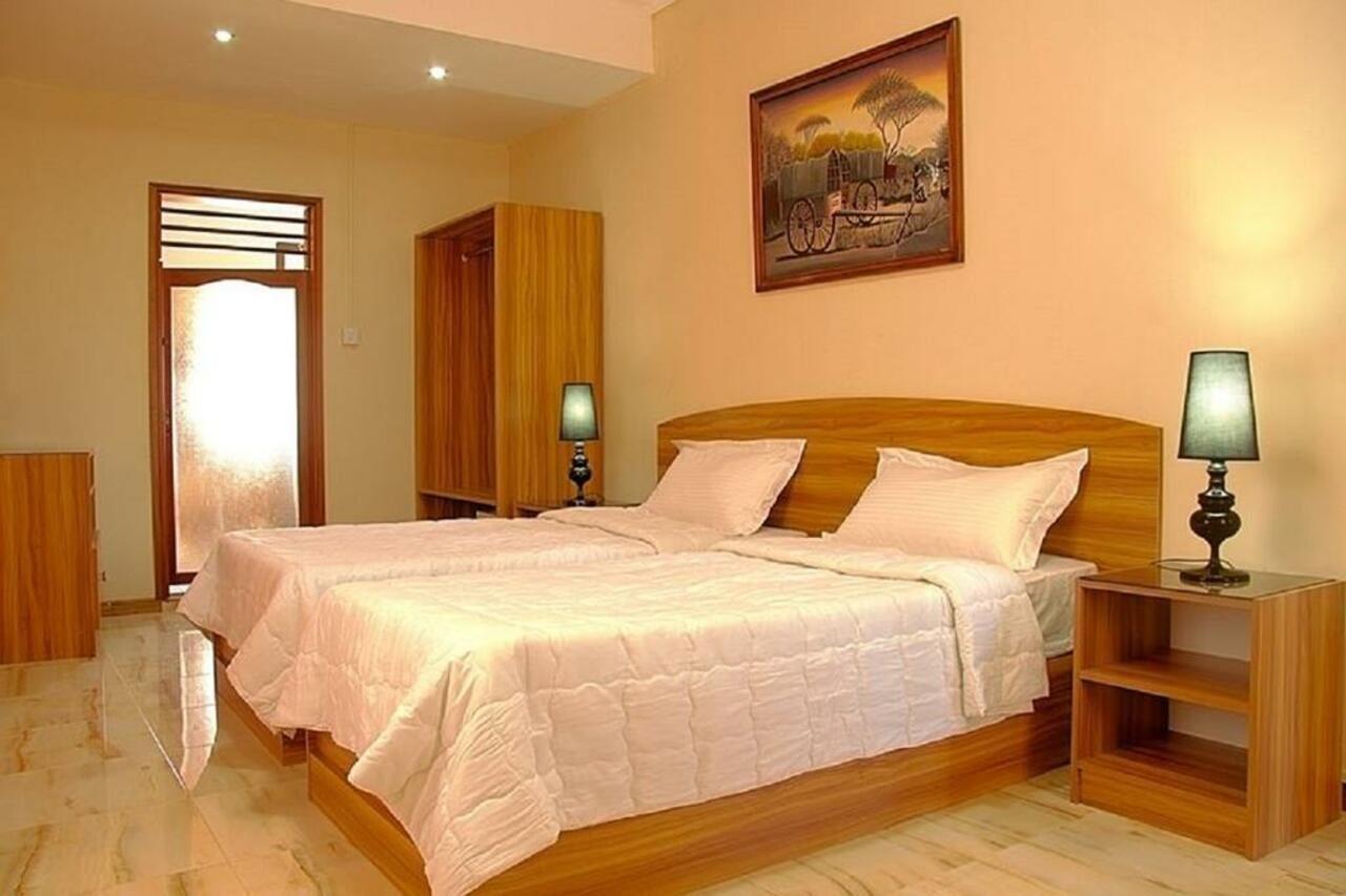 Auberge Le Rajah Quatre Bornes Extérieur photo